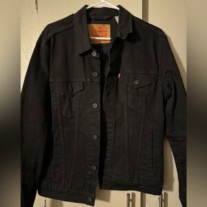 Levi’s denim trucker jacket